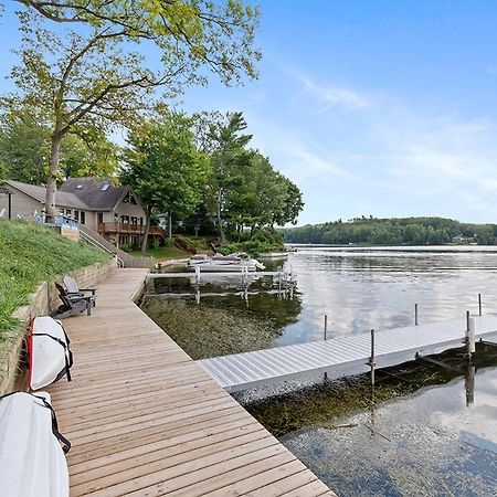 Lakeside Getaway With Dock, Firepit, Grill Newaygo Eksteriør bilde