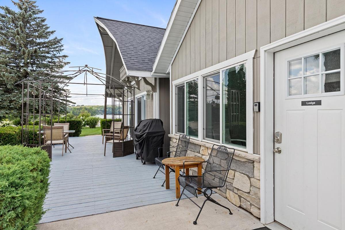 Lakeside Getaway With Dock, Firepit, Grill Newaygo Eksteriør bilde